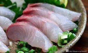間八(カンパチ)