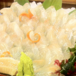 ヒラメはいつ平たい魚になるのでしょう