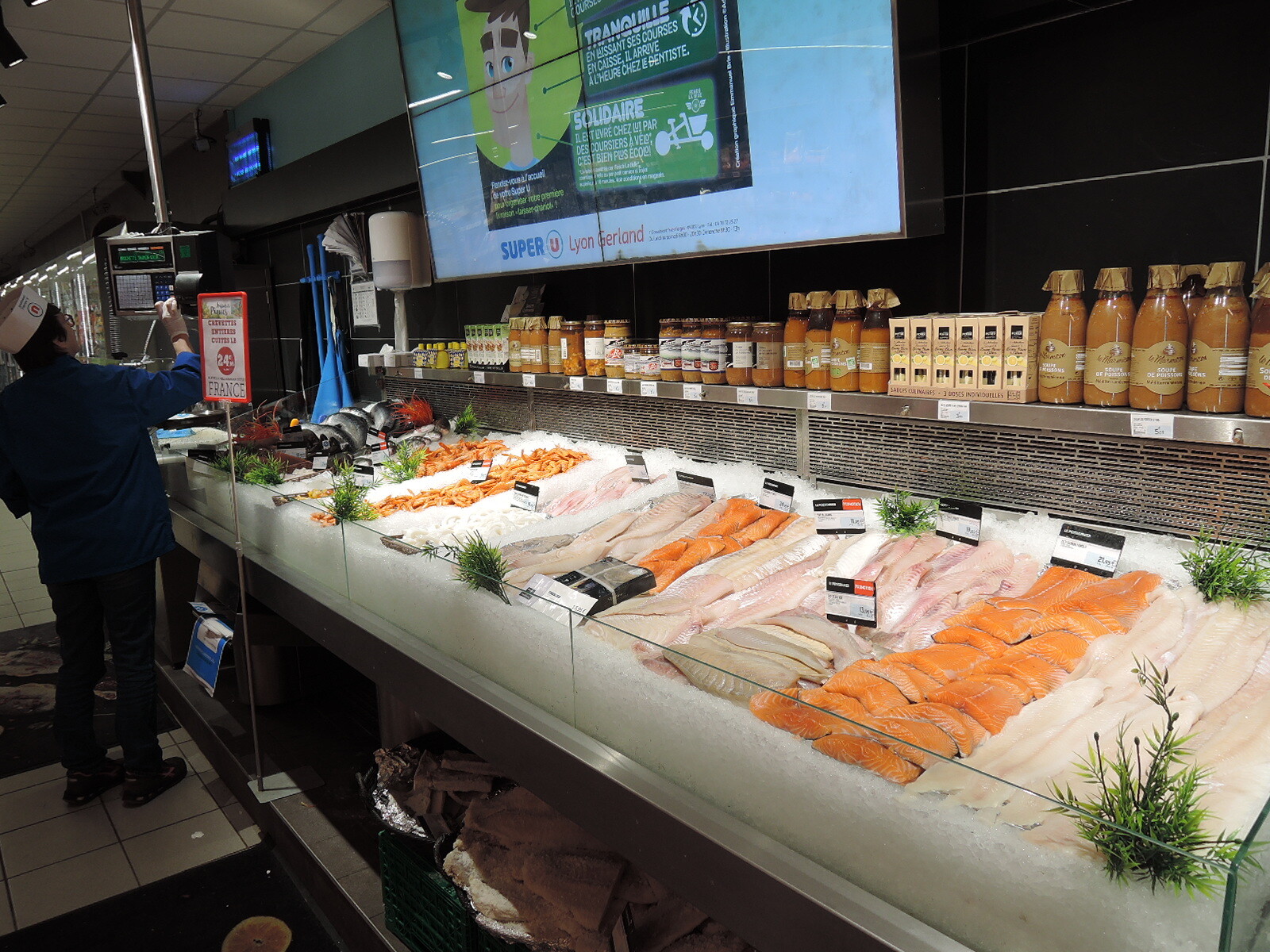 フランスのスーパーマーケット鮮魚売り場レポート