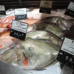 リヨン中央市場の魚売り場レポート