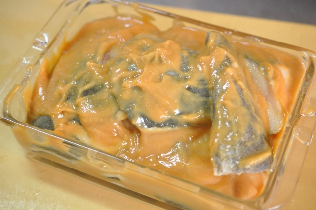 簡単で本格派!おうちで楽しむ魚の味噌粕漬け